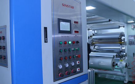 滄州華良包裝全自動化十萬級無塵車間實(shí)拍